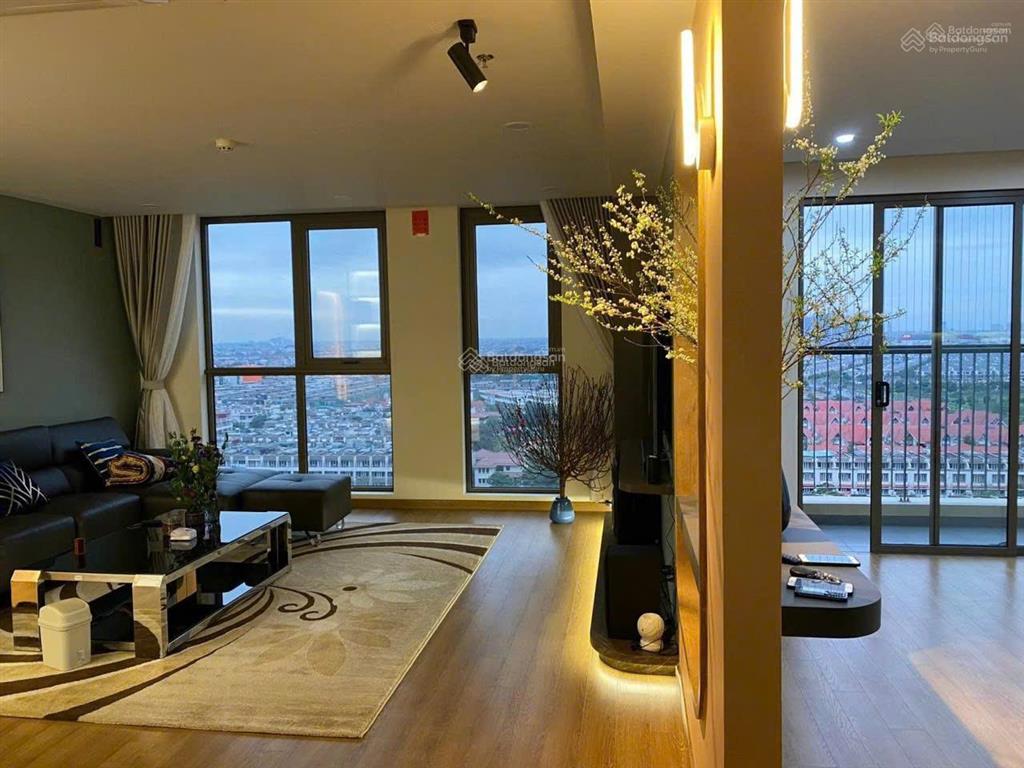 Giá tốt tại khu. tôi cho thuê căn 3 ngủ, 2 vs, dt 110m, nhà thoáng mát, mới giá m17,5tr/th tại mhd
