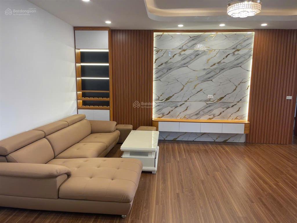 Tầng 12  giá tốt] tôi cho thuê căn 3 ngủ 2 vs, dt 100m2, nhà cơ bản giá 9tr/th tại c14 bắc hà