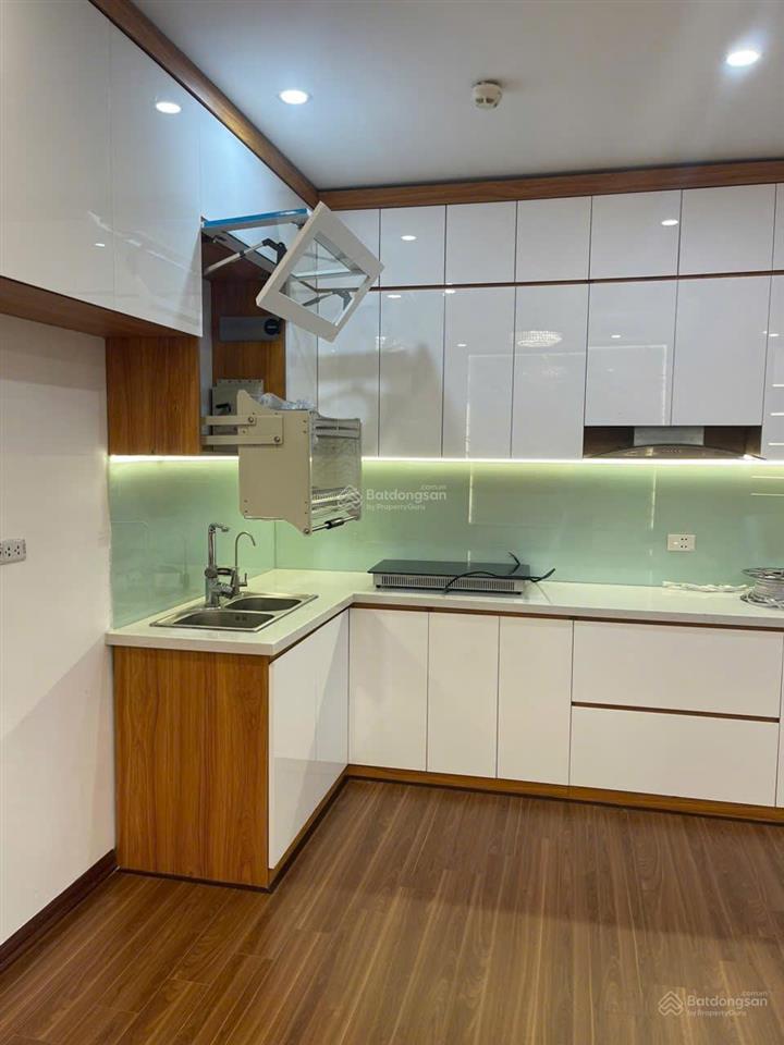 Tầng 12  giá tốt] tôi cho thuê căn 3 ngủ 2 vs, dt 100m2, nhà cơ bản giá 9tr/th tại c14 bắc hà