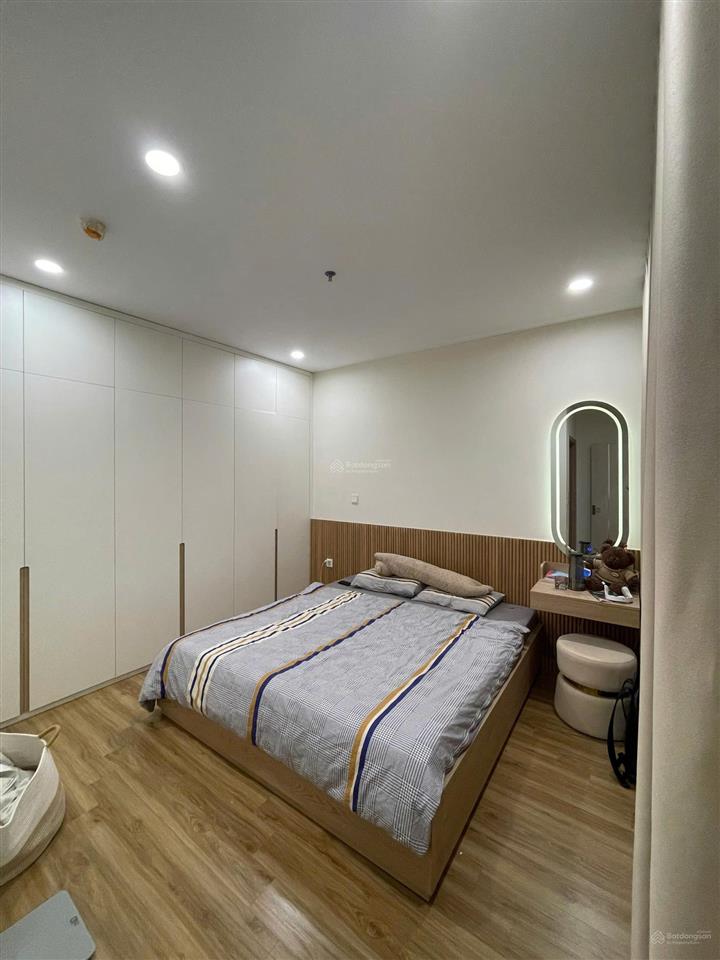 [giá cực tốt] tôi cho thuê căn 2 ngủ, 2 vs, dt 82m, nhà thoáng mát, ở thích giá 10tr/th tại vov