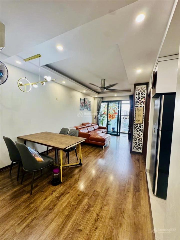 Giá tốt, tôi bán căn 2 ngủ 77 m2, nhà thoáng mát, sổ sẵn, tầng đẹp, ở thích giá 7 tỷ tại rivera