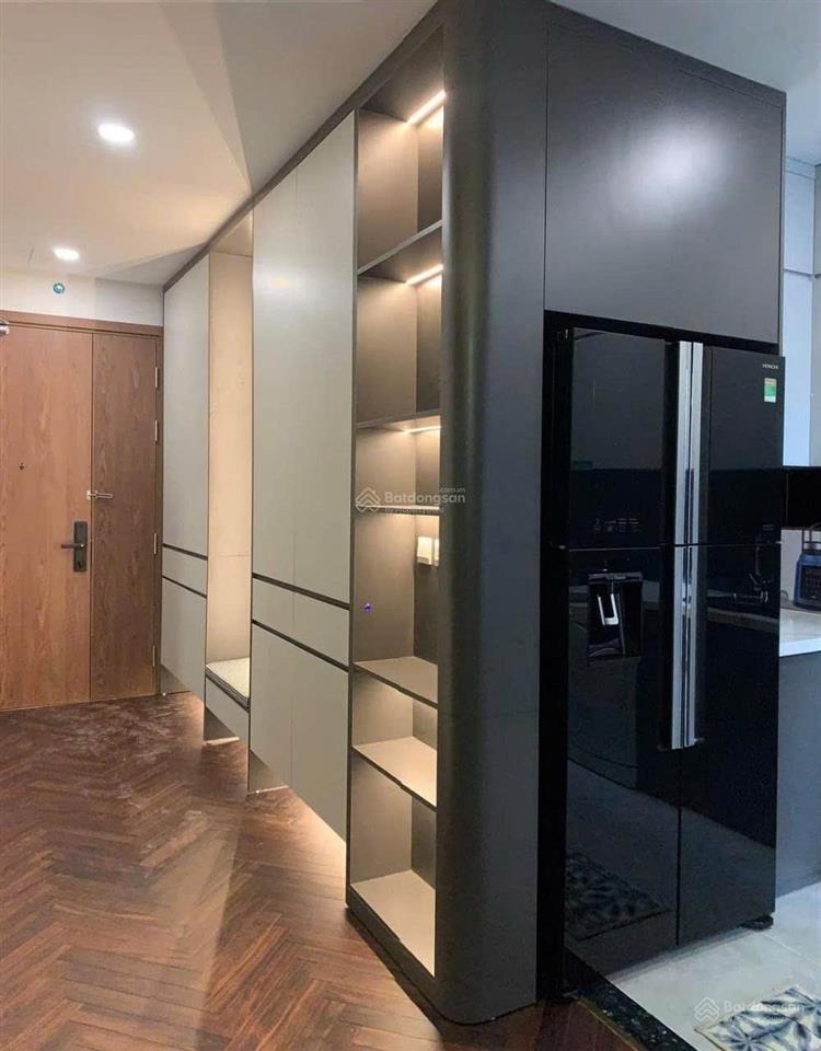 Giá cực tốt tôi cho thuê căn hộ 3 ngủ, dt 126m rộng, nhà thoáng mát, ở thích giá 26tr/th tại brg