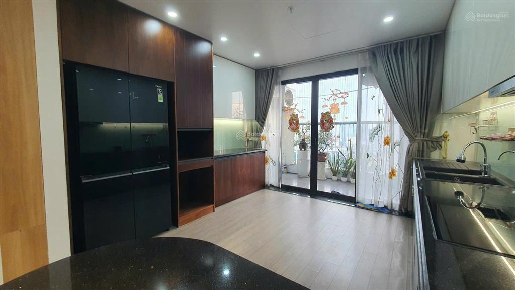 [tầng 12giá tốt] tôi cho thuê căn 2 ngủ, 2 vs, dt 120m, nhà thoáng mát giá 14,5tr/th tại tòa 34t