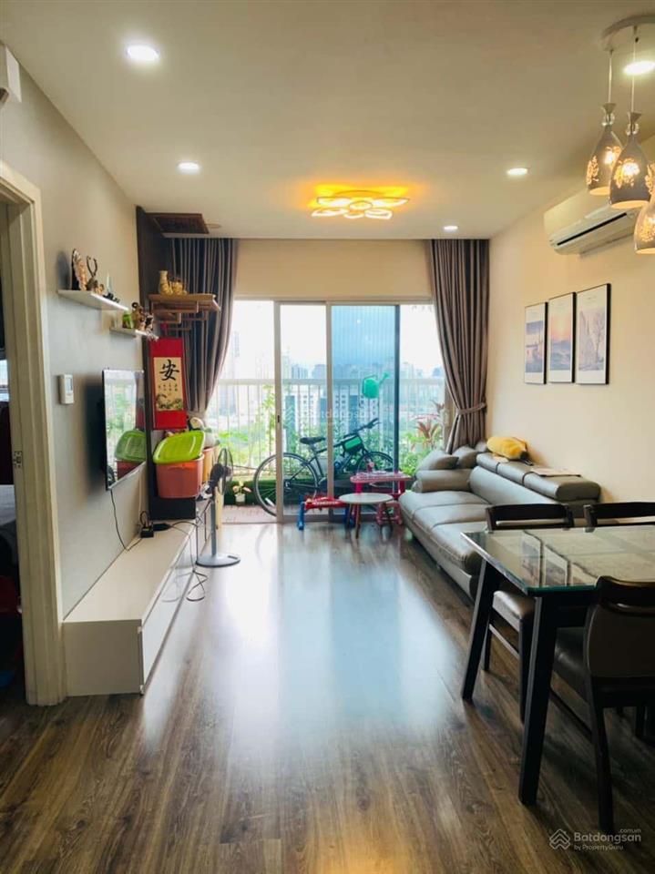 Giá tốt tôi cho thuê căn 2 ngủ, 2vs, dt 80m, full đồ, nhà thoáng, giá 13tr/th tại star tower