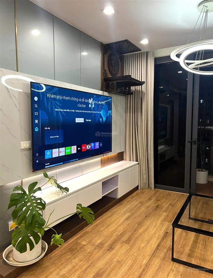 [giá tốt] tôi bán căn 2 ngủ, 2 vs, dt 70m2, nhà thoáng mát, rộng giá hơn 6 tỷ tại the legend