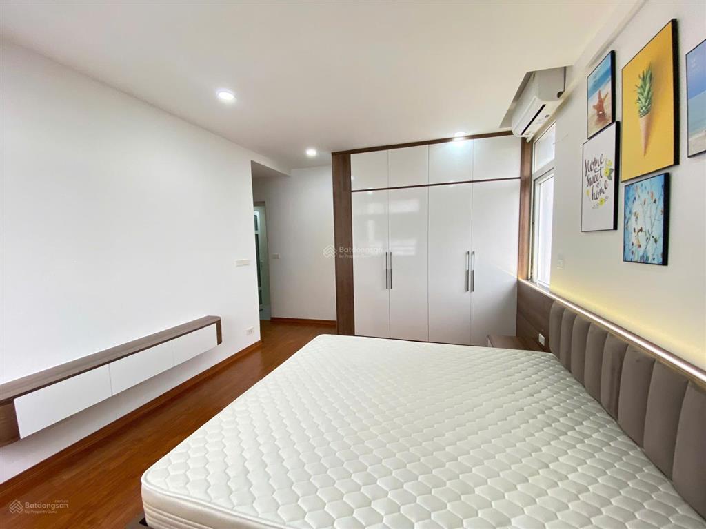 Giá cực tốt tôi cho thuê căn 3 ngủ, 2 vs, dt 105m, nhà thoáng mát giá 17,5/th tại golden palm