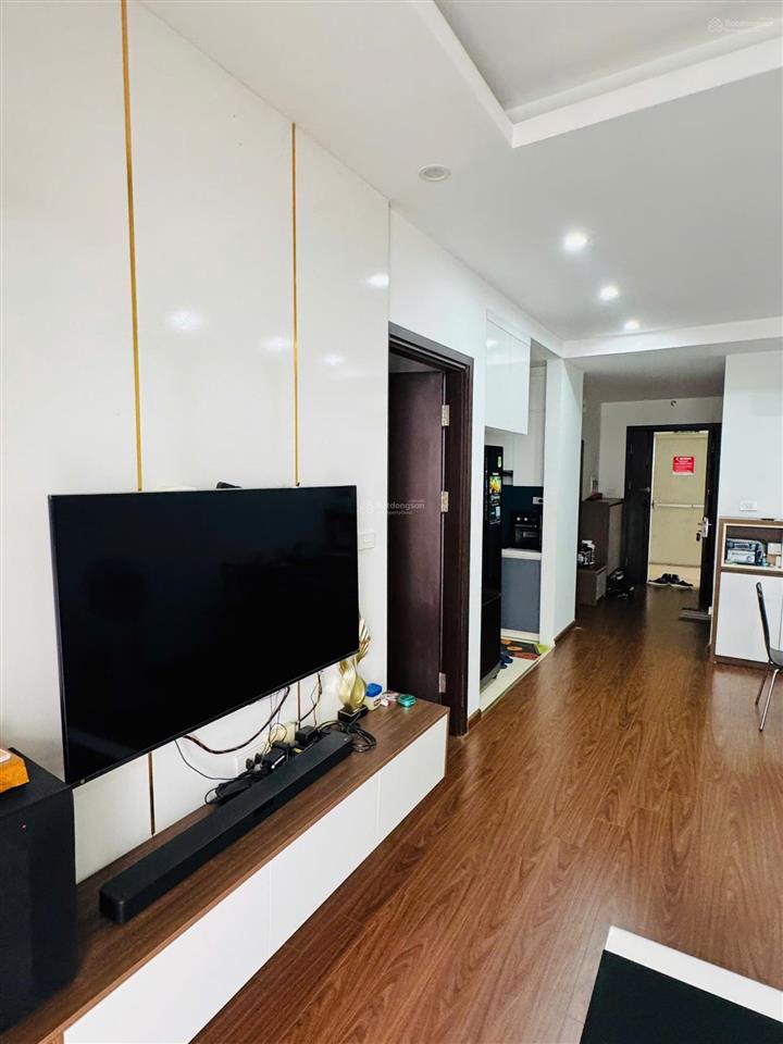 {tầng 15giá tốt} tôi cho thuê căn 2 ngủ, 2vs, dt 77m, nhà thoáng mát, giá 14tr tại 90 nguyễn tuân