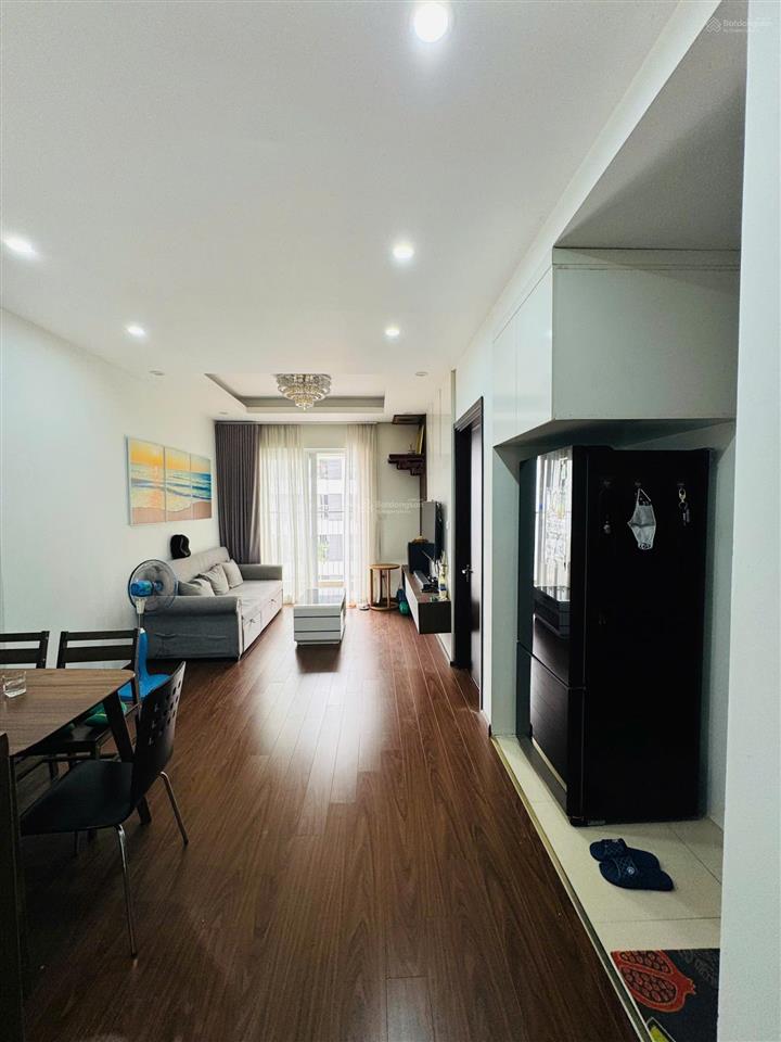 {tầng 15giá tốt} tôi cho thuê căn 2 ngủ, 2vs, dt 77m, nhà thoáng mát, giá 14tr tại 90 nguyễn tuân