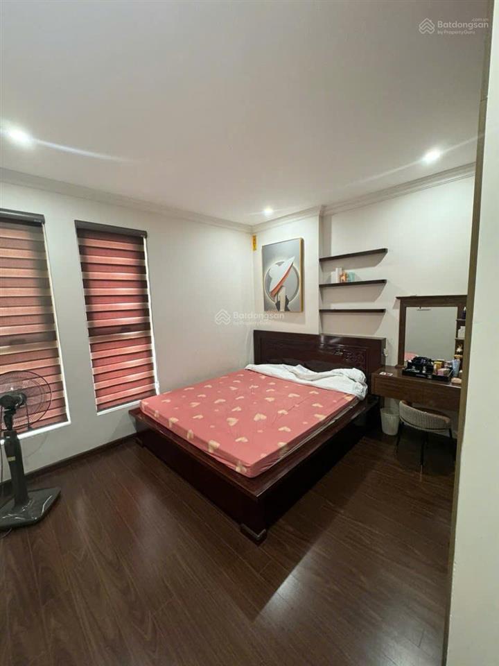 Giá cực tốt!! tôi cho thuê căn 3 ngủ, 2 vs, dt 108m, nhà thoáng mát, ở thích giá 15tr/th tại roman