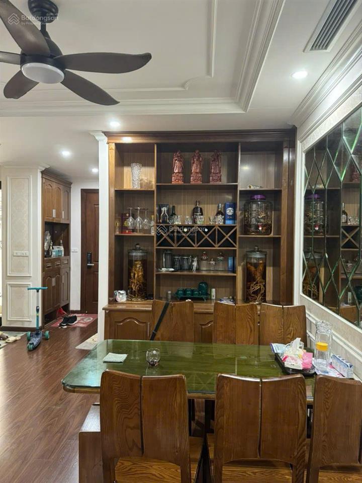 Giá cực tốt!! tôi cho thuê căn 3 ngủ, 2 vs, dt 108m, nhà thoáng mát, ở thích giá 15tr/th tại roman