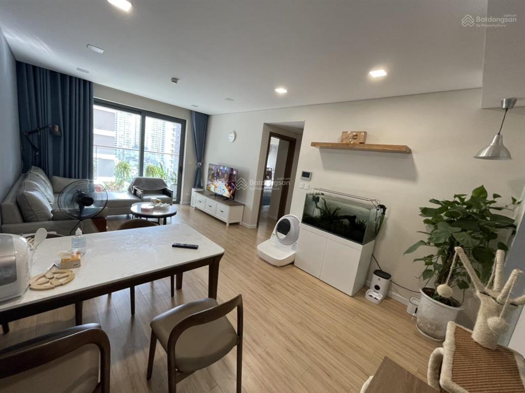 [sổ đỏ lâu dài] tôi cần bán nhanh căn 2 ngủ, dt 66m, nhà thoáng mát, giá hơn 5 tỷ tại goldseason