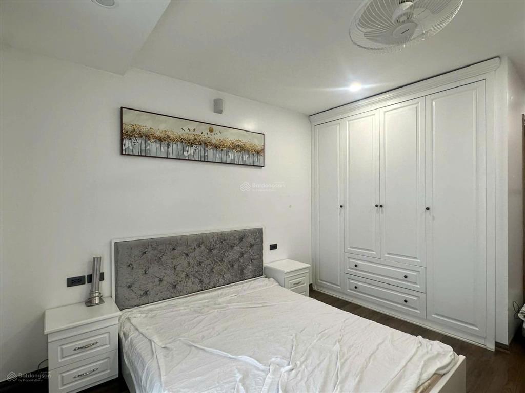 Gía cực tốt!! tôi bán căn góc 3 ngủ,dt 110m, nhà thoáng mát, căn đẹp giá nhỉnh 7 tỷ tại golden west