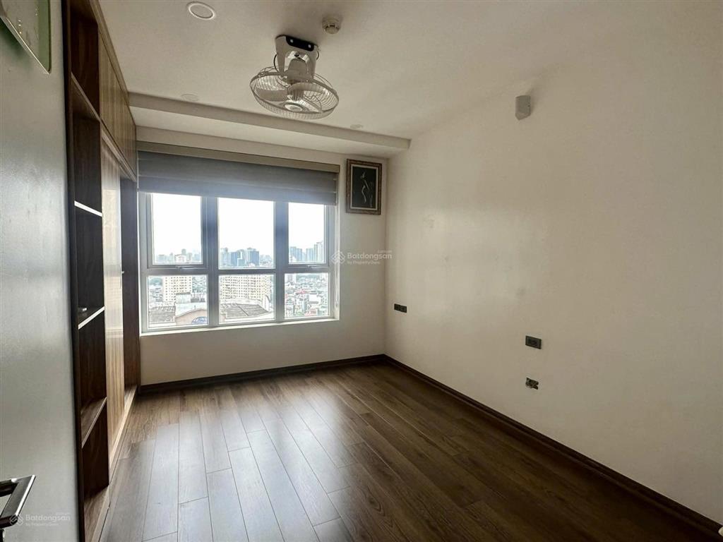 Gía cực tốt!! tôi bán căn góc 3 ngủ,dt 110m, nhà thoáng mát, căn đẹp giá nhỉnh 7 tỷ tại golden west