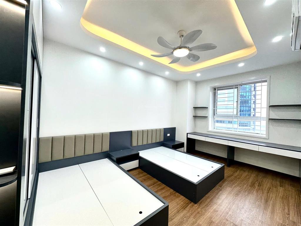 Giá cực tốt!! tôi bán căn 3 ngủ 2 vs,dt 135m2, nhà thoáng mát, sổ đỏ, giá nhỉnh 7 tỷ tại hh2 bắc hà