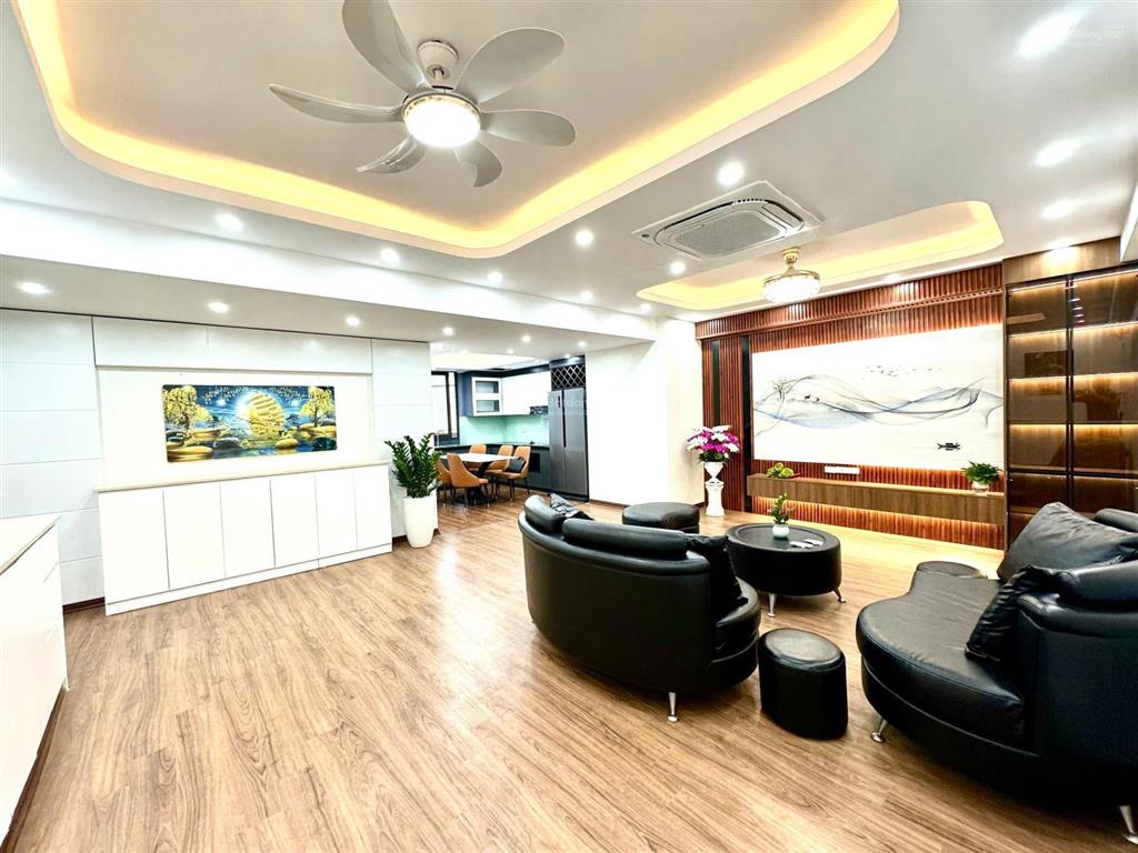 Giá cực tốt!! tôi bán căn 3 ngủ 2 vs,dt 135m2, nhà thoáng mát, sổ đỏ, giá nhỉnh 7 tỷ tại hh2 bắc hà