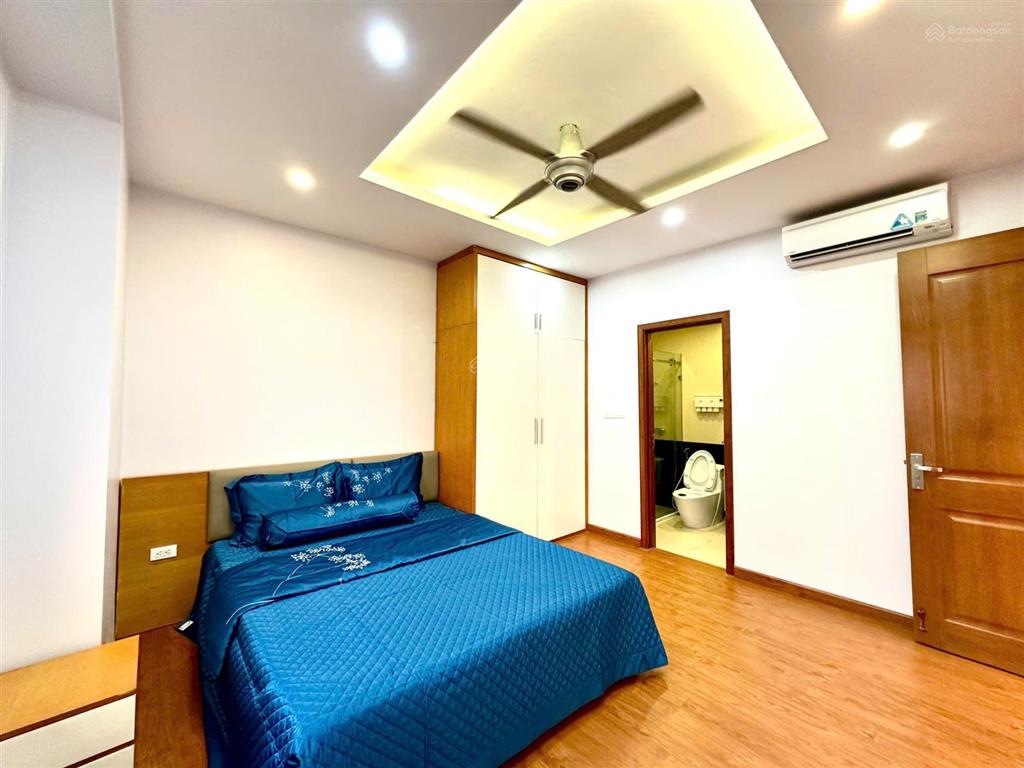 Giá cực tốt!! tôi bán căn 2 ngủ (sửa được 3 ngủ), dt 96m, có sổ đỏ cc, giá 5 tỷ tại ct3 trung văn