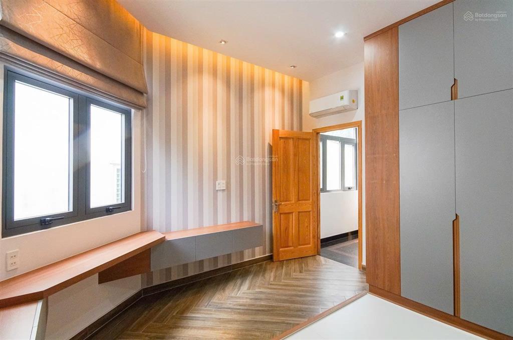 Bán nhà mặt tiền đường lê văn thịnh, p bình trưng tây, quận 2, dt 117.1m2, 4pn, 5wc, 24 tỷ