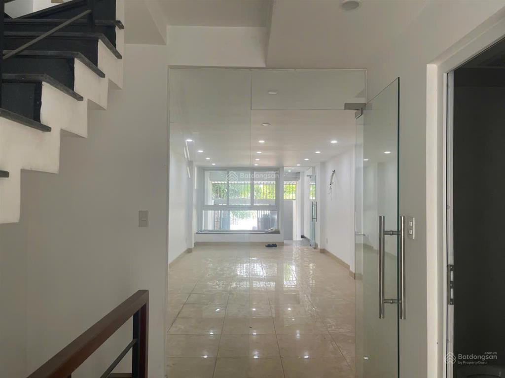Bán nhà mt kd, dt 80m2, hầm 4 tầng tại đường nguyễn hoàng, phường an phú, quận 2, 28 tỷ