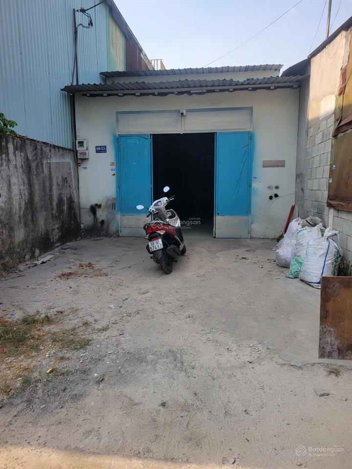 Cho thuê kho, nhà xưởng 100m2 đường lớn đt 6, đông thạnh, hóc môn, điện 3 pha, 6 triệu vnd