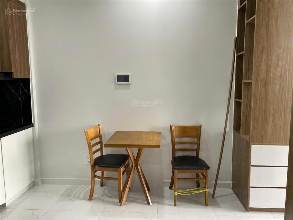 Chính chủ cần ra căn studio opal skyline tầng 10 view đẹp giá tốt chốt nhanh