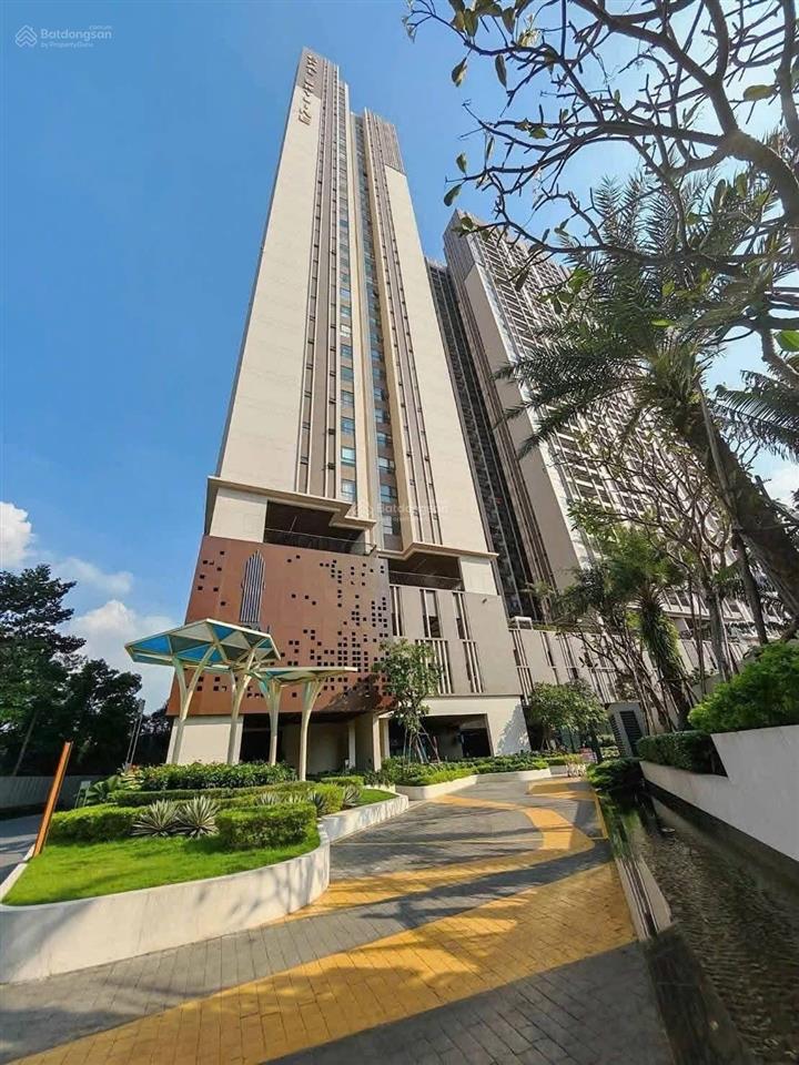 Chính chủ cần ra căn studio opal skyline tầng 10 view đẹp giá tốt chốt nhanh