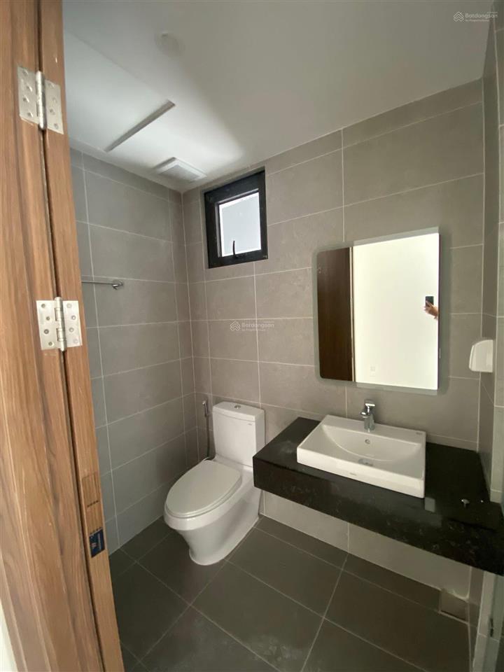 Chủ đi nước ngoài cho thuê lại căn 2pn a&t để giữ nhà giúp giá rẻ sẵn rèm phơi đồ ở ngay