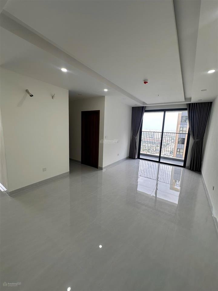 Cho thuê căn 2pn giá rẻ tại a&t sky garden view đẹp tầng thấp, xem là chốt