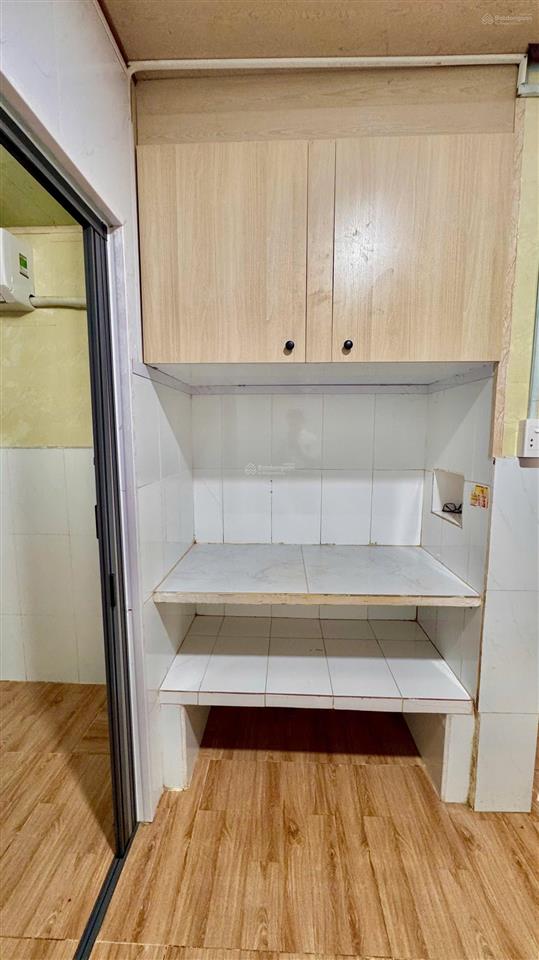 Cho thuê căn nhà mặt phố gần chợ, đại học luật, gigamall giá rẻ cho sinh viên