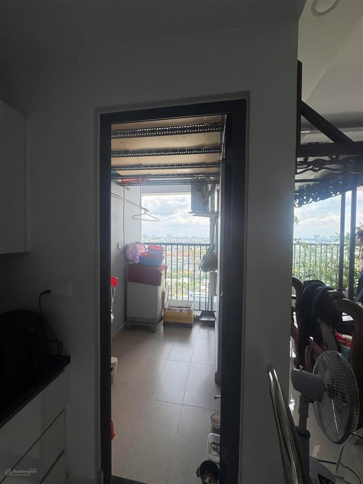 Chủ ngộp cần ra gấp căn 2pn 73m2 rivana kèm nội thất giá tốt ko có căn thứ 2