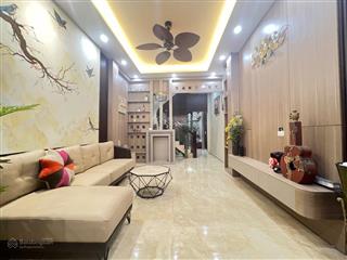 Bán nhà nguyễn văn cừ bồ đề ngay gần cầu chương dương