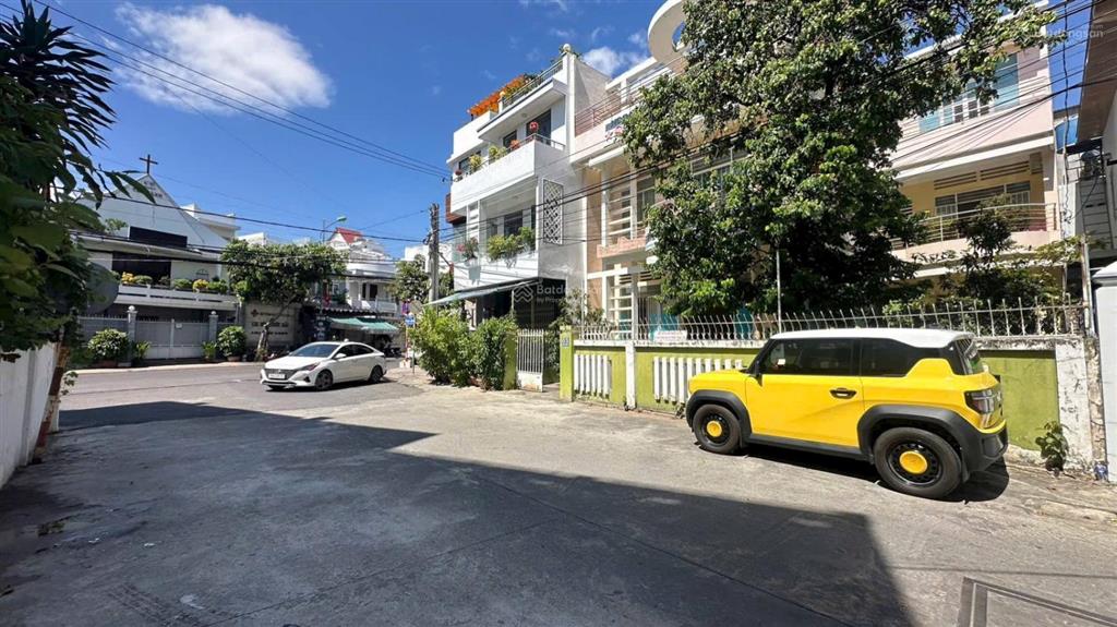 Cần bán gấp nên chủ giảm 1 tỷ còn lại 22 tỷ, cho căn nhà 3 tầng khu bàn cờ nha trang