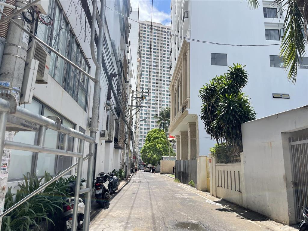 Hàng hiếm cách biển hòn chồng 100m đất 246m2, mặt tiền gần 8m bắc nha trang!