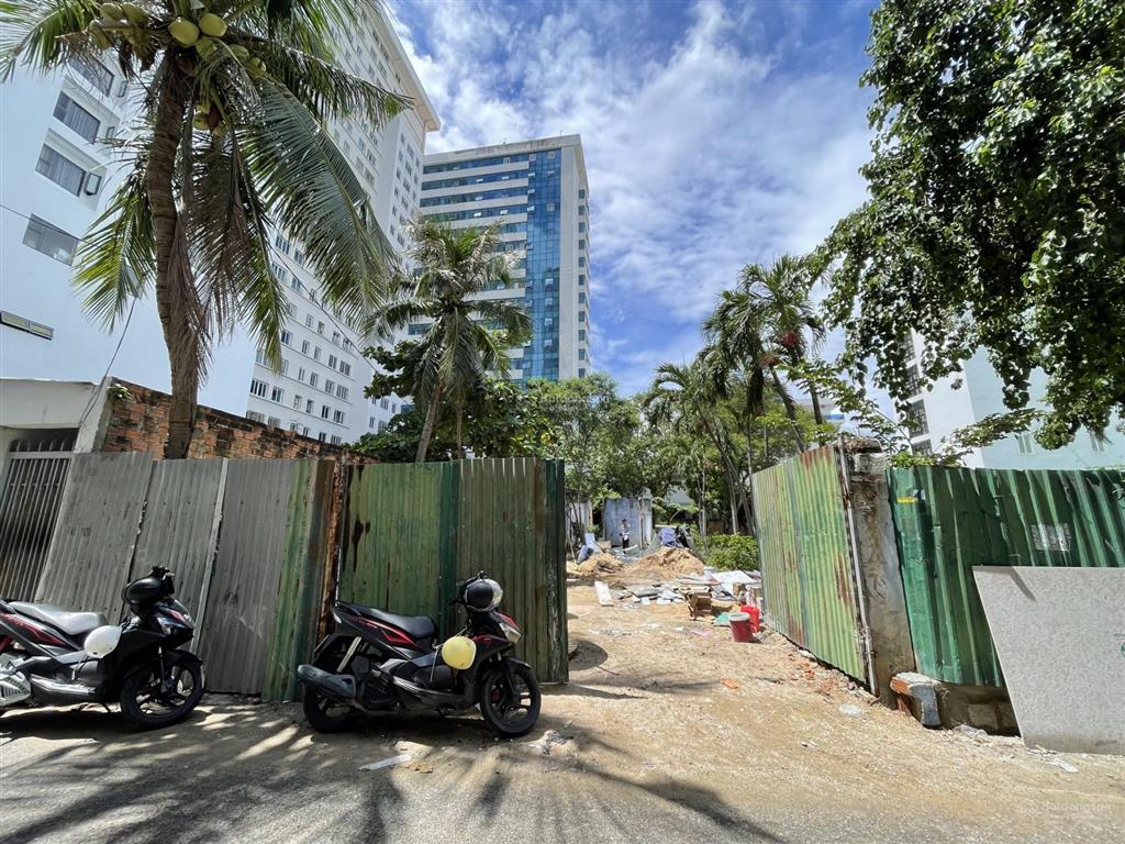 Hàng hiếm cách biển hòn chồng 100m đất 246m2, mặt tiền gần 8m bắc nha trang!