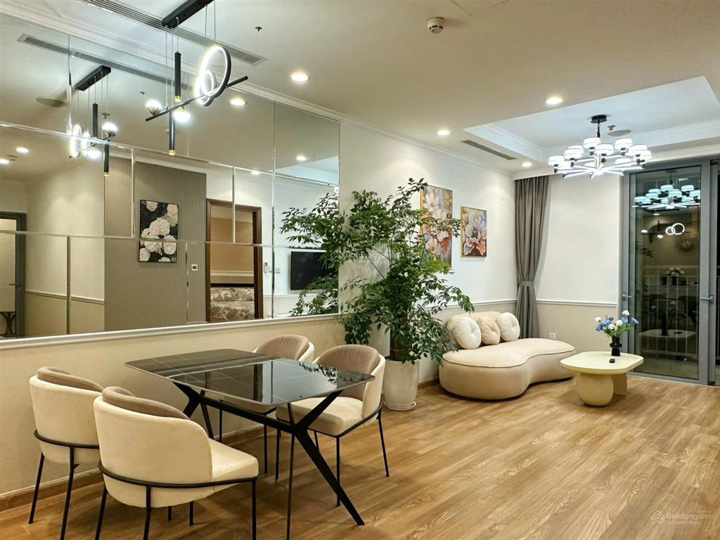 Chính chủ gửi bán căn hộ 2n vip toà park 10 park premium, giá công khai 10.1 tỷ có thương lượng