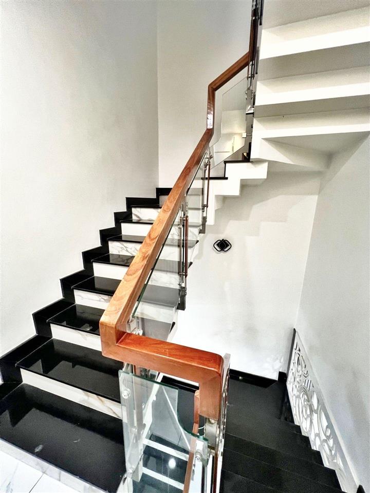 Bán nhà mặt tiền nội bộ kdc bình phú quận 6, 60m2 4 tầng 4pn 8.35 tỷ, kế lý chiêu hoàng