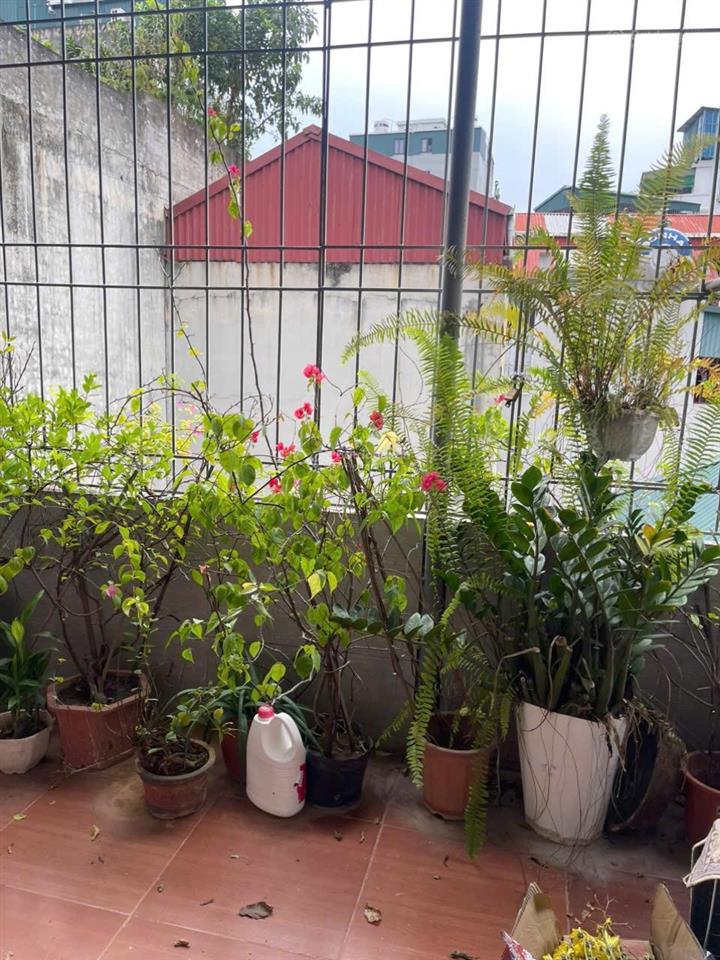 #bán nhà 42m/4tầng tại triều khúc, ngõ nhỏ nhưng giá cực tốt, pháp lý chuẩn, sổ đỏ cất két.