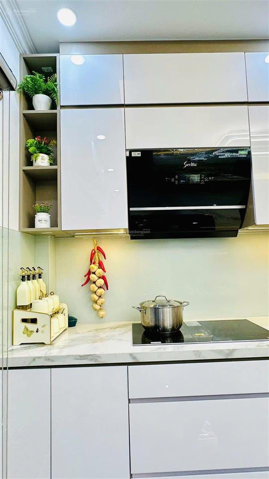 Nhà đẹp đón tết! phố phạm văn đồng, thang máy, ngõ rộng 10m, nhà đẹp 2 thoáng, gần ô tô, gần phố 20