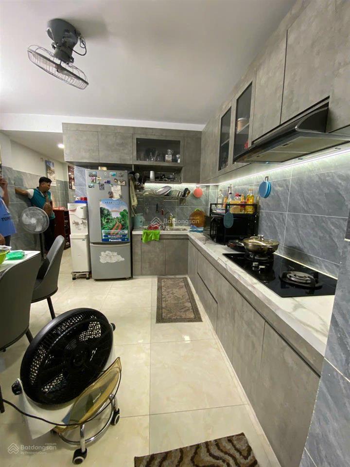 Bán nhà mtnb tây thạnh đường t6 dt 4x15m 1 trệt 2 lầu st, trục đường sầm uất giá nhỉnh 10 tỷ