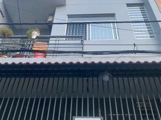 Bán nhà đường lưu chí hiếu ngang 6m hiếm có, đúc 3 tấm kiên cố, dt 6x11m, giá 8 tỉ giảm còn 7,8 tỉ