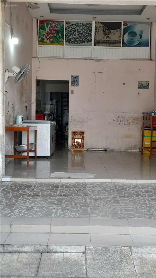 Bán nhà mtnb tây thạnh, dt 4x14m, nhà cấp 4, đường rộng 12m có lề, sổ hồng riêng công chứng ngay