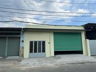 Bán kho/ xưởng 200m2 bà điểm hóc môn, đường cont tận kho, kế kcn vĩnh lộc, kho có gác sắt