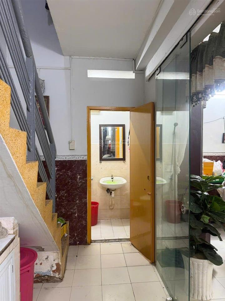 Bán căn hộ chung cư tây thạnh lô c (tầng trệt + lửng) diện tích 86m2 giá 5,5 tỷ