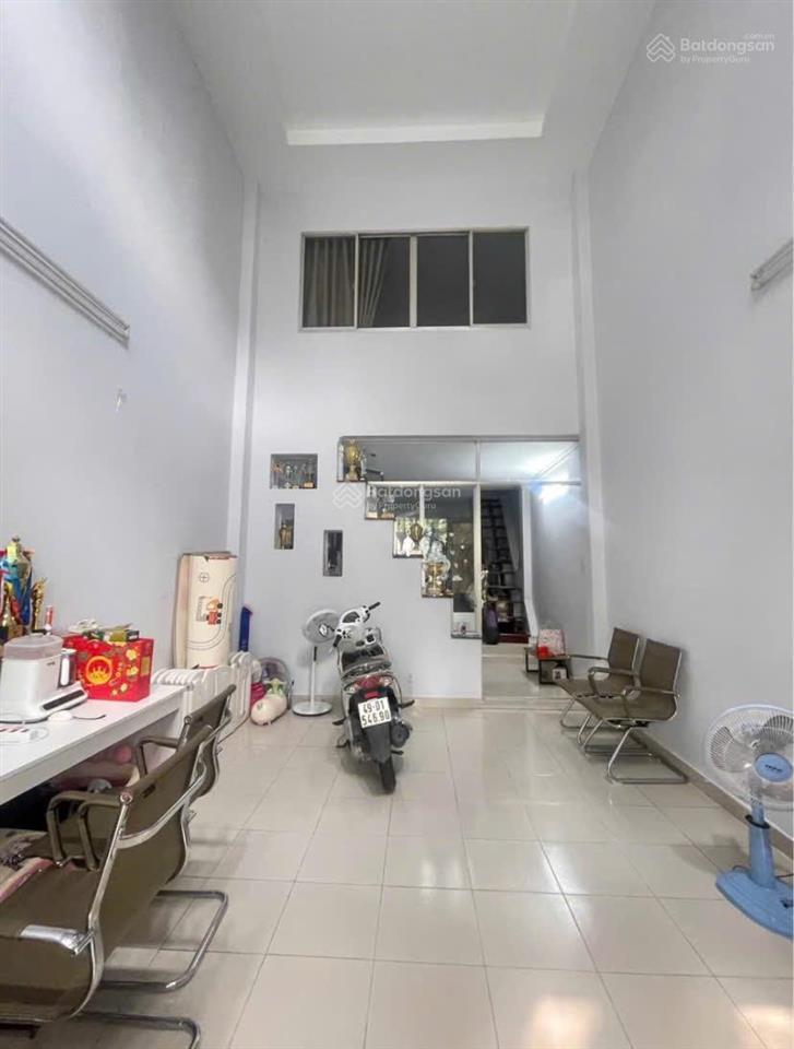 10 triệu cho thuê nhà nguyên căn mt nguyễn hữu dật dt 4x18m, đúc lửng 1pn 2wc giá chốt