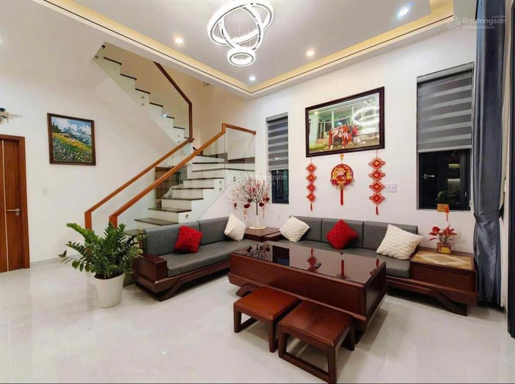 Biệt thự mini  10x9m  gần cây xăng 75
