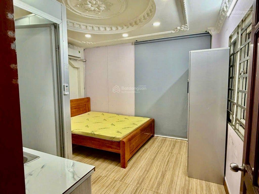 Mặt tiền kinh doanh sầm uất  ngay trục quang trung  nguyễn văn khối  6 tầng  11 pn 