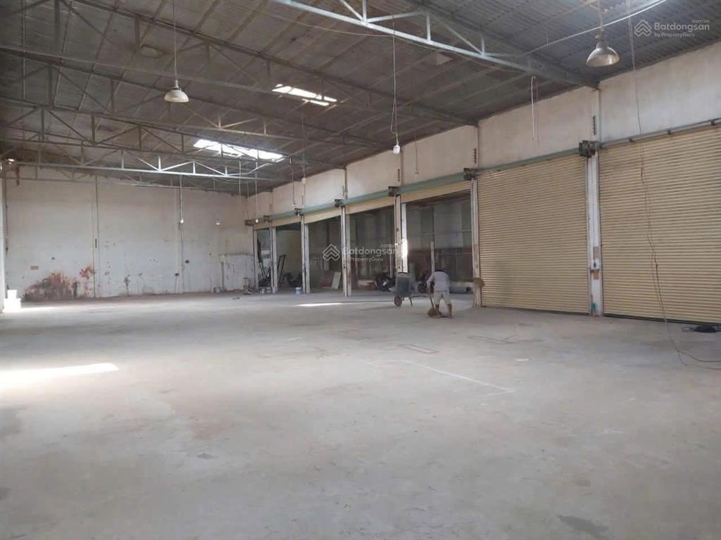 Chủ gấp bán mặt tiền hà huy giáp  sổ nở hậu  giá chính chủ  ngộp bank 350 m ngang 10 x 35