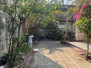 Dt lớn  220m2 thổ cư  thống nhất  chỉ 16.5 tỷ thống nhất, p16, gv nhà cấp 4, hẻm xe hơi