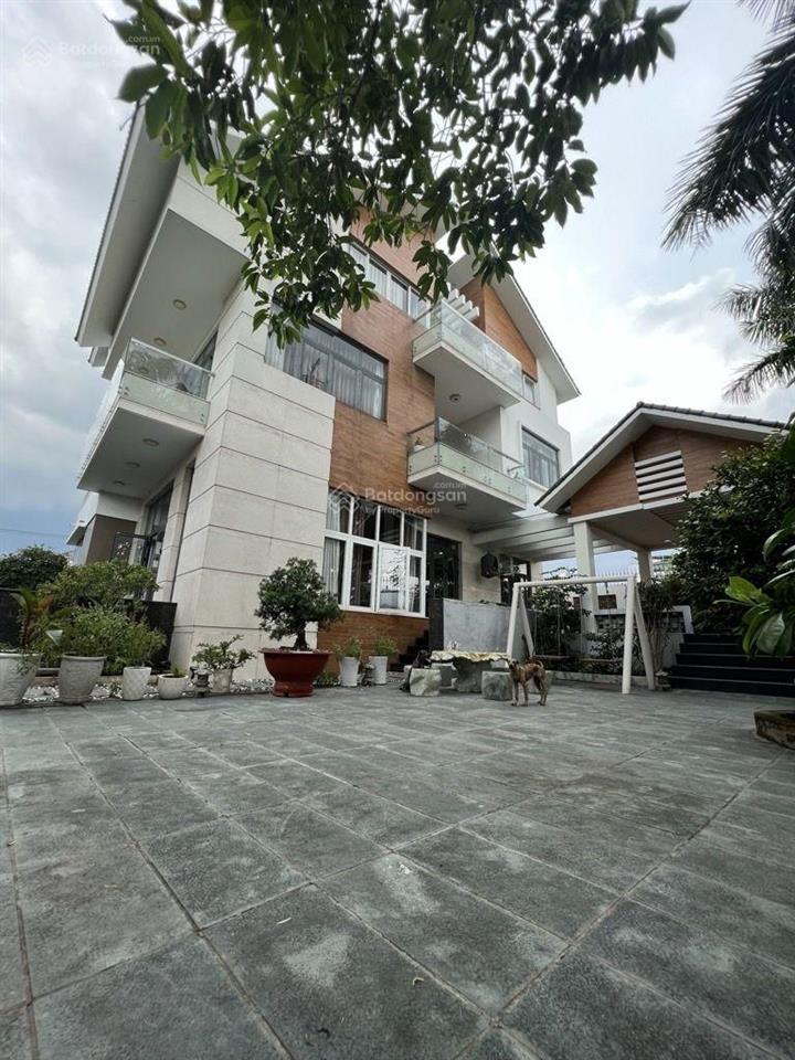 Giảm 1 tỷ giá mới 35 tỷ biệt thự châu âu  kiến trúc kiểu mỹ  nội thất nhập khẩu mỹ 90%