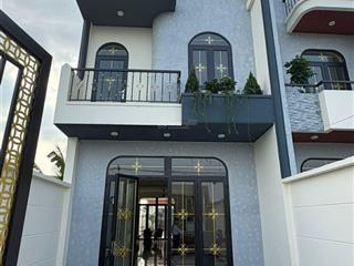 Bán nhà sân vườn kcn cầu tràm  chỉ nhỉnh 3 tỷ