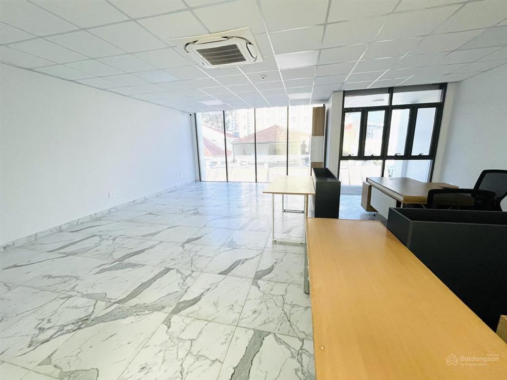 Cho thuê văn phòng vị trí vàng trung tâm quận 3 giá cực tốt